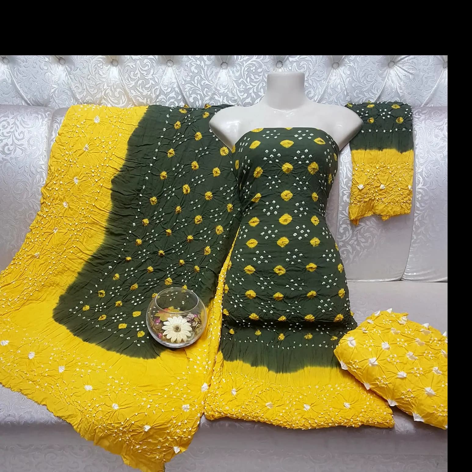 Royal Bahawalpuri Chunri 4PC Lawn Suit  Handcrafted Elegance