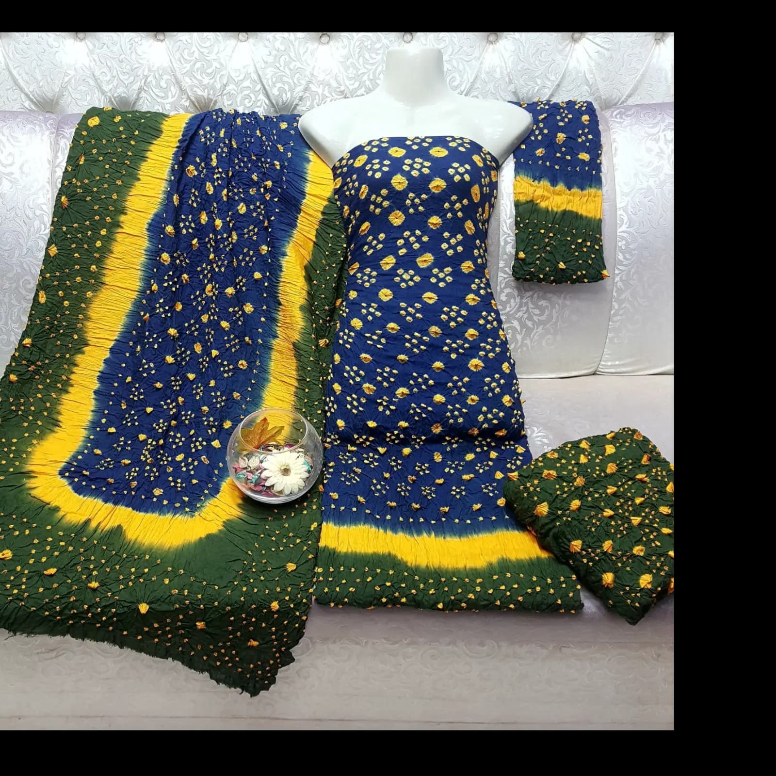 Royal Bahawalpuri Chunri 4PC Lawn Suit  Handcrafted Elegance