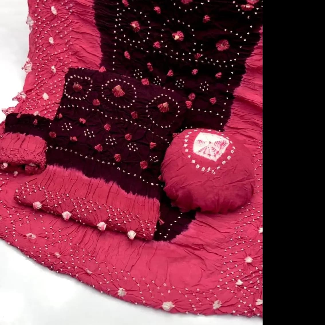 Royal Bahawalpuri Chunri 4PC Lawn Suit  Handcrafted Elegance